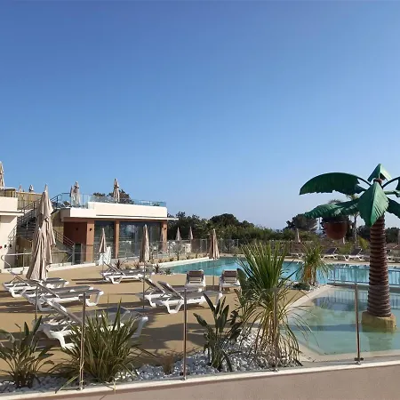 Mobilhome Raphael Camping De L'ile D'or
