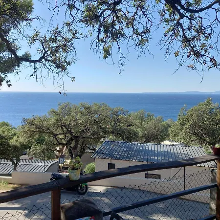 Mobilhome Raphael Camping De L'ile D'or Hébergement de vacances Saint-Raphaël